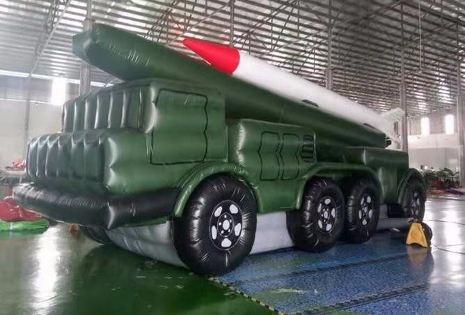 广西部队小型导弹车