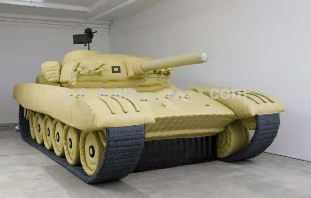 广西大型军用坦克车